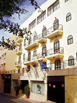 The Crown Hotel 부지바 외부 사진